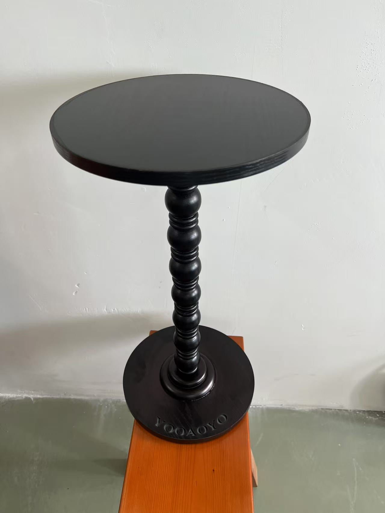 YOOAOYO Side Table, Small Round End Table with Lower Shelf, Nightstand for Small Spaces, Bedroom