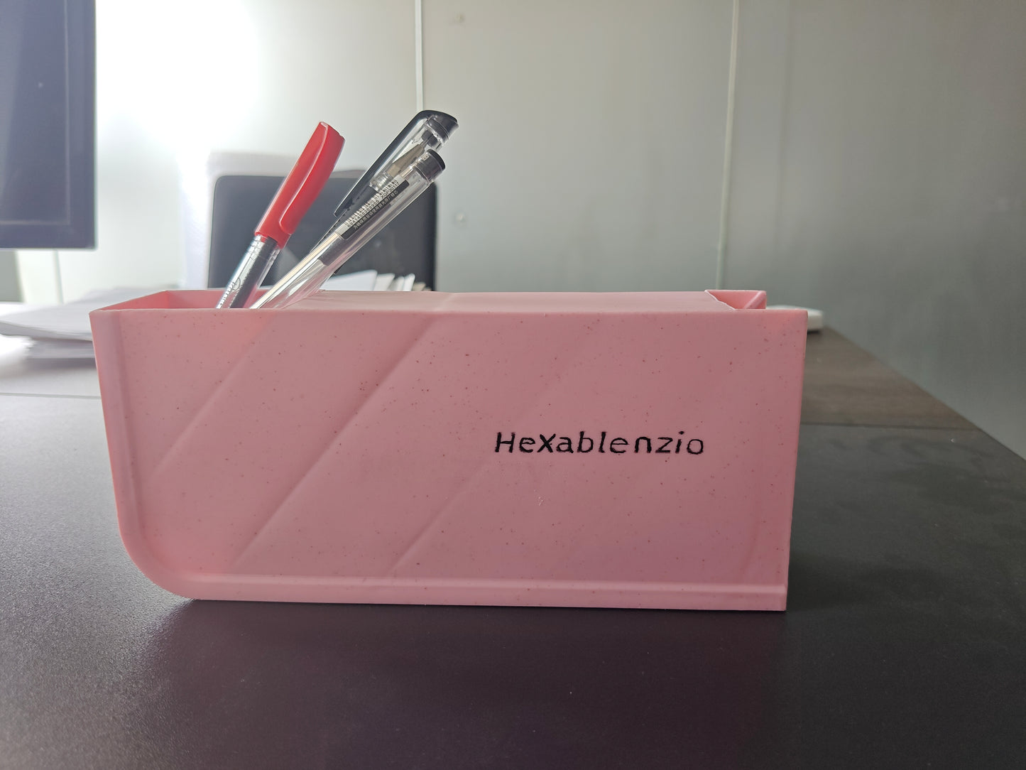 Hexablenzio Pen Holder Stand for Desk, Scandinavian Design Desk Organizer Makeup Brush Holder for School, Home, Office