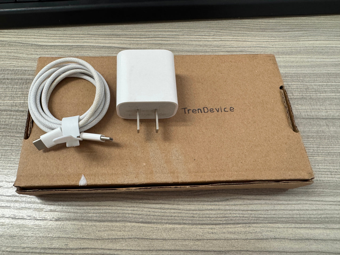 TrenDevice 35W USB C Charger, Fast Charge with iPhone 15,14 Pro, MacBook, Samsung, Laptop, Android Devices (C Cable Included) (White)