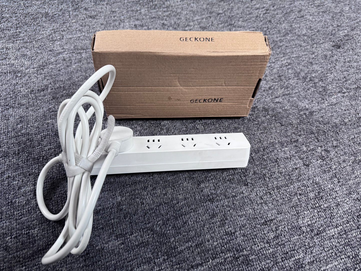 GECKONE Power Strip Surge Protector-4 Widely Spaced Outlets ,1250W/10A with 5Ft Extension Cord, Power Strips with Surge Protection, Wall Mount for Home Office