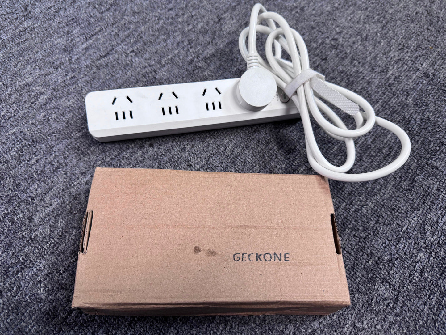 GECKONE Power Strip Surge Protector-4 Widely Spaced Outlets ,1250W/10A with 5Ft Extension Cord, Power Strips with Surge Protection, Wall Mount for Home Office