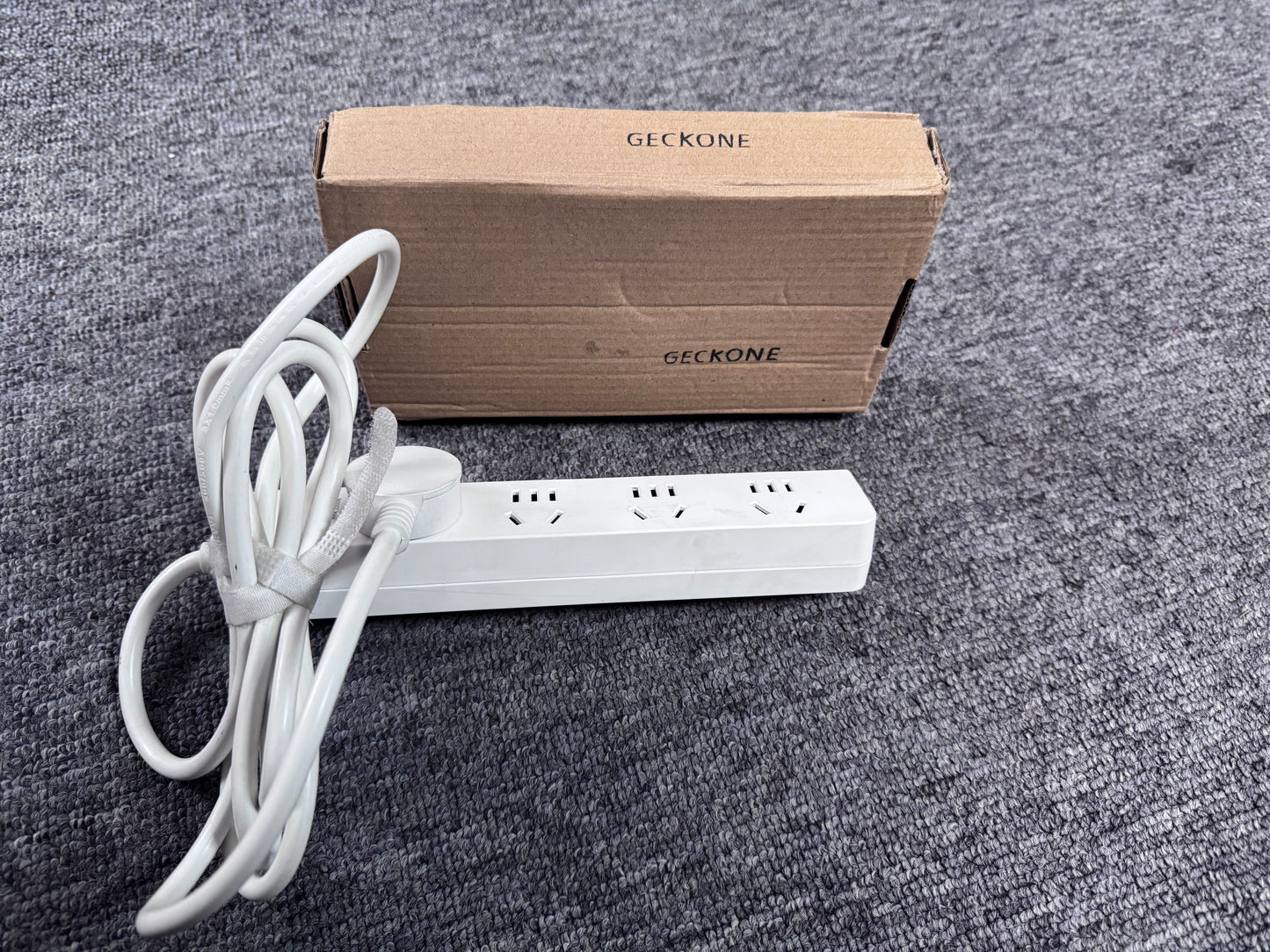 GECKONE Power Strip Surge Protector-4 Widely Spaced Outlets ,1250W/10A with 5Ft Extension Cord, Power Strips with Surge Protection, Wall Mount for Home Office